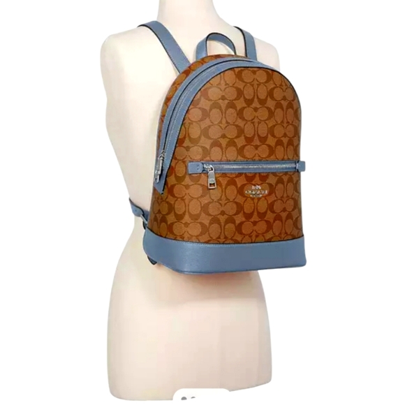 Coach Kelley backpack in signature canvas large and beautiful - Picture 2 of 7